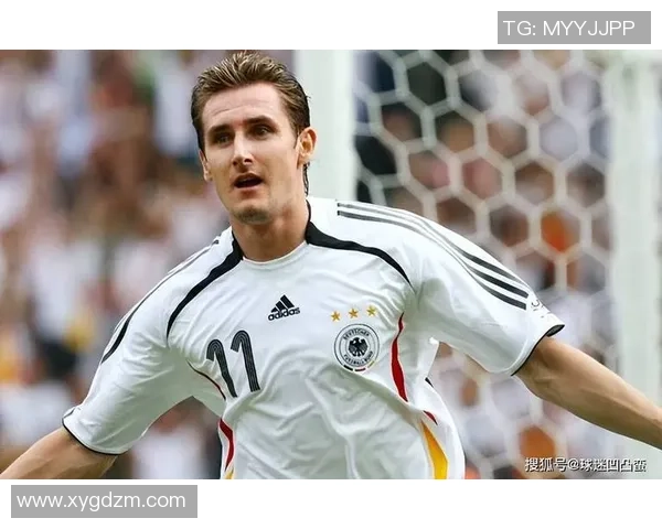 米罗斯拉夫·克洛泽：从德国国家队传奇射手到世界足坛历史最佳前锋之一